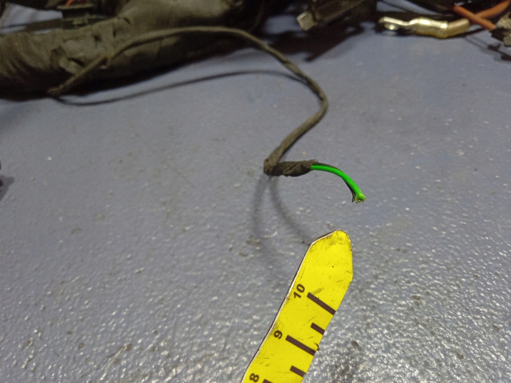 фото №7, Audi q4 e-tron запобіжники електропроводка відсік двигуна електрик