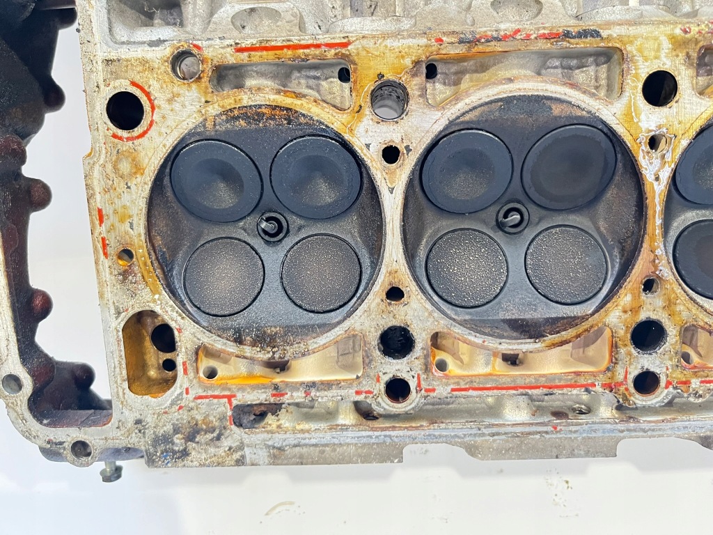 Купити Головка двигуна mercedes w124 200e e200 2.0 220e e220 2.2 m111 1110160901