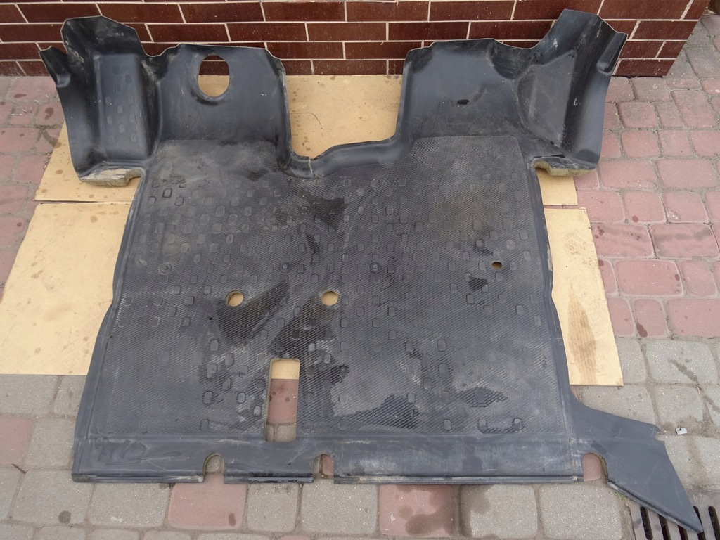 фото №1, Renault trafic iii vivaro b обшивка