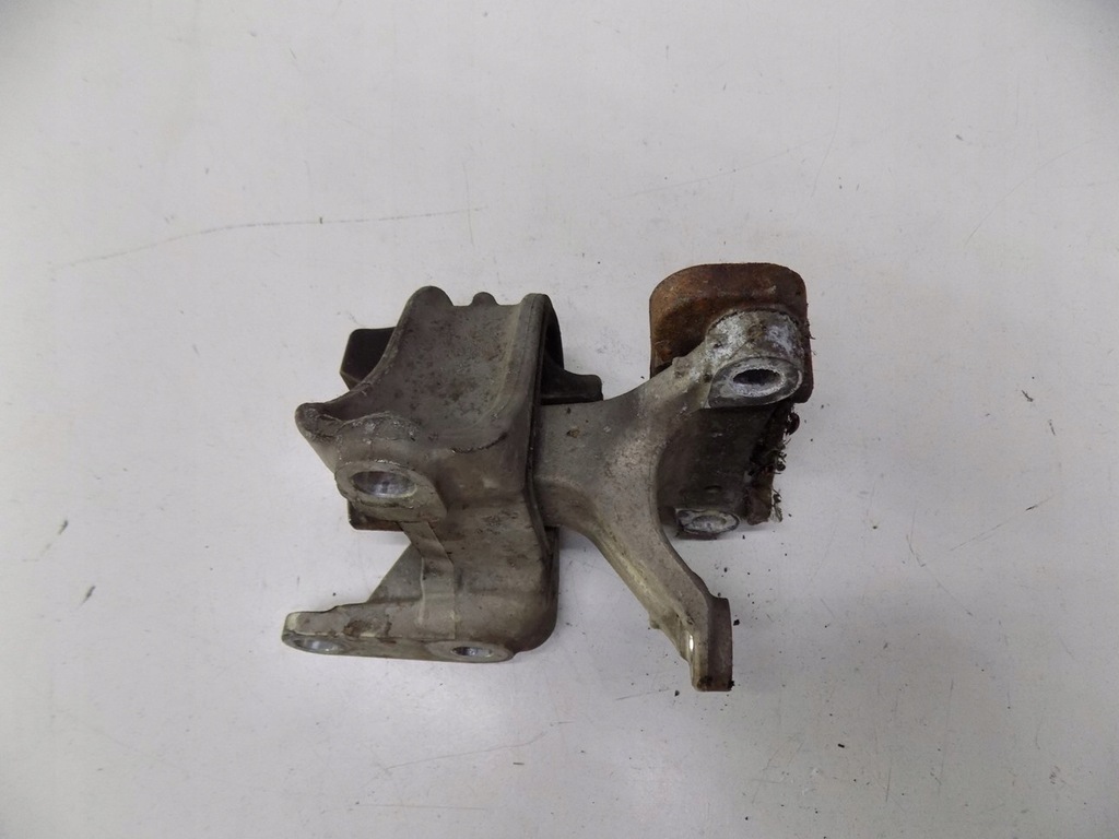 фото №6, Honda cr-v iii 2.2 кронштейн подушка двигуна