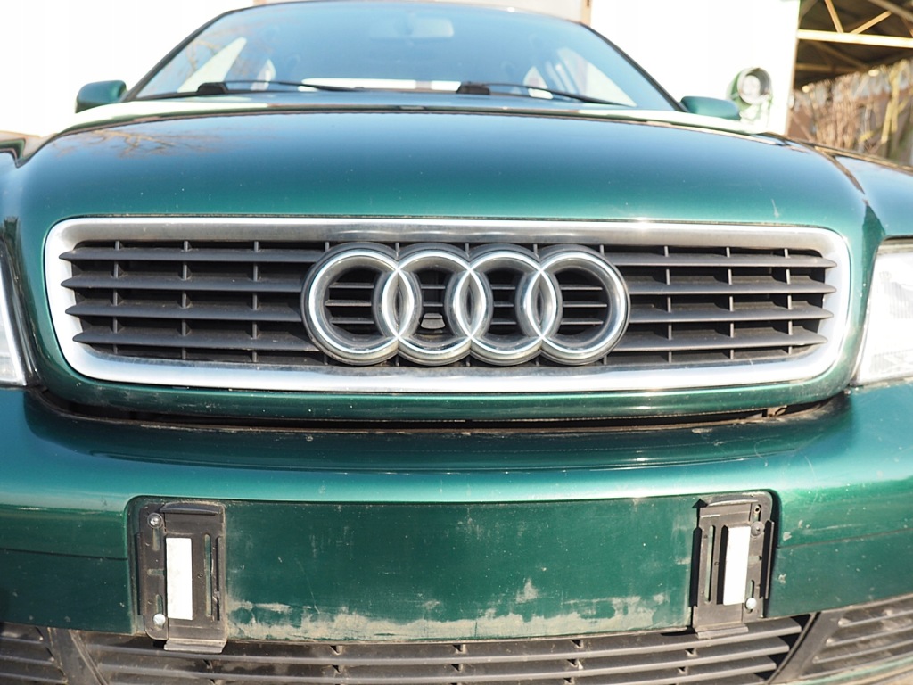 Купить Audi a4 b5 рестайлинг  1999-01 решётка радиатора решётка  радиатора хром хороший