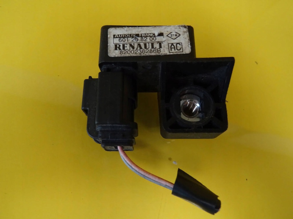 Купить Датчик удара renault megane 2 8200236286b nr211