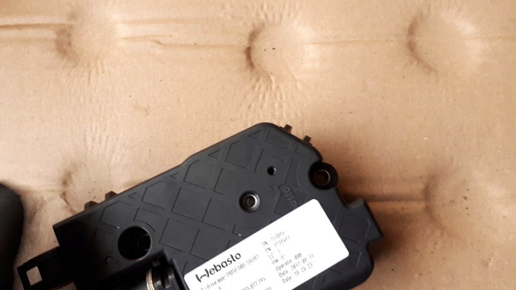 фото №6, S4 b9 a4 8w моторчик люк 3g5877795 s5 8w