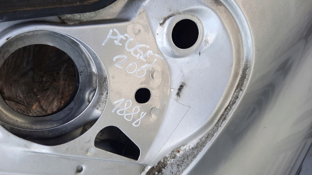 Двері перед передні праве citroen c5 04r Київ