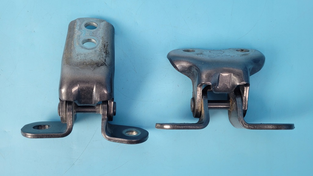 фото №6, Toyota rav4 v 19r 2.0 vvti петли дверь правый перед a046694 комплект