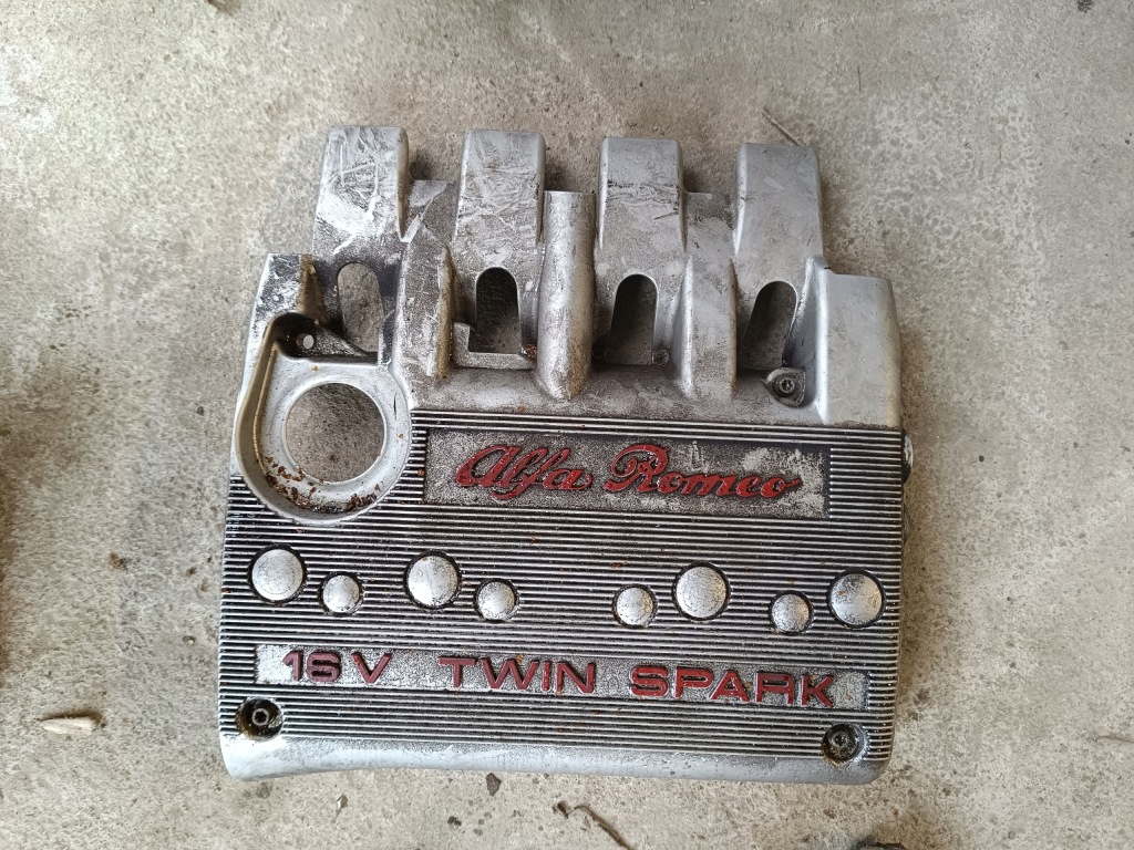 фото №1, Крышка верхний двигатель alfa romeo 147 2,0 0280620534