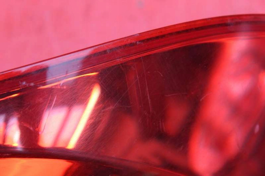 фото №7, Лампа правая задняя задняя 3t5945096a skoda superb 2 ii lift 08-15