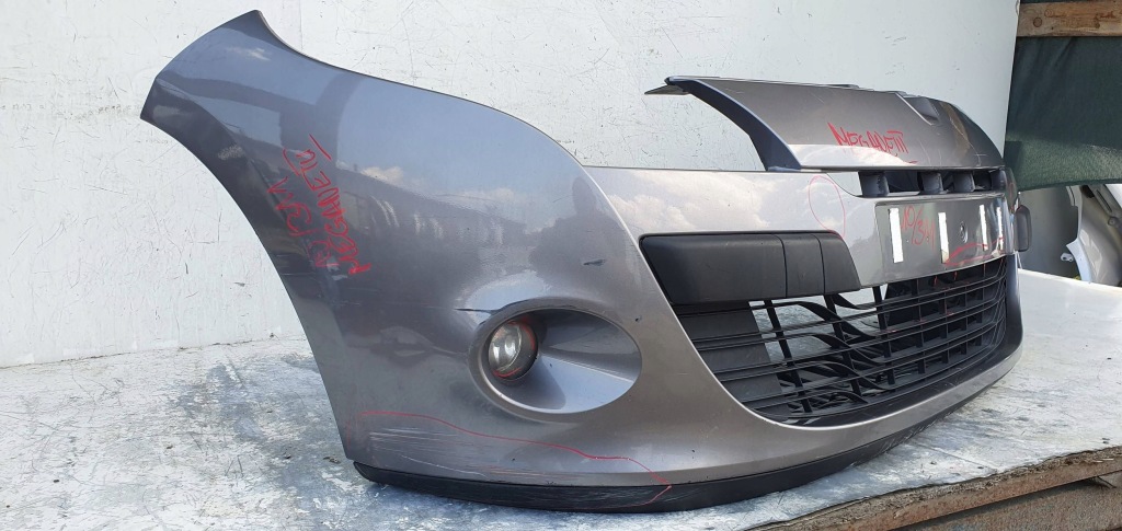 Renault megane iii 3 бампер перед передний 62022004r с Разборки