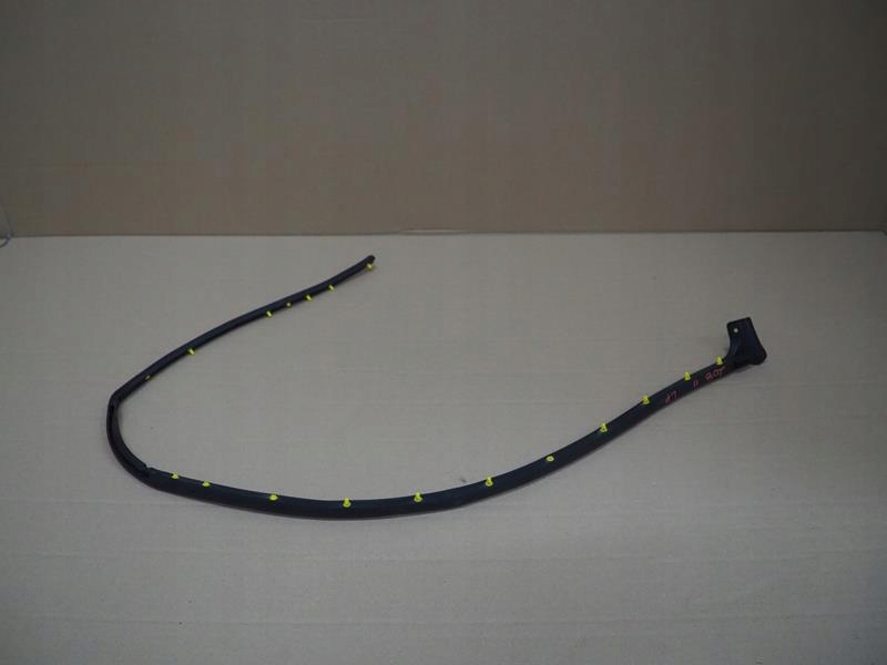 фото №1, Прокладка дверь левый перед peugeot 208 ii 9823194680