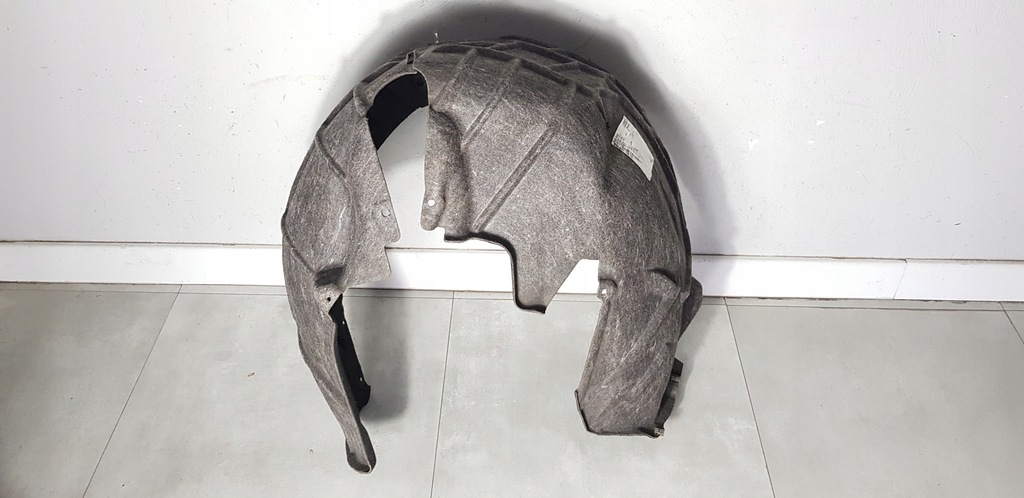 фото №1, Audi a6 c8 подкрылок левая задняя задние 4k0810171g