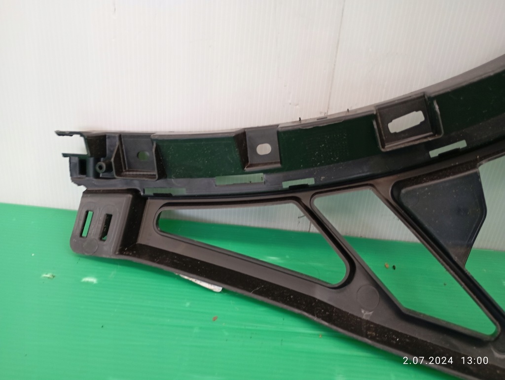 фото №6, Напрямна бампера лівий перед кронштейн porsche cayenne 7p5807177