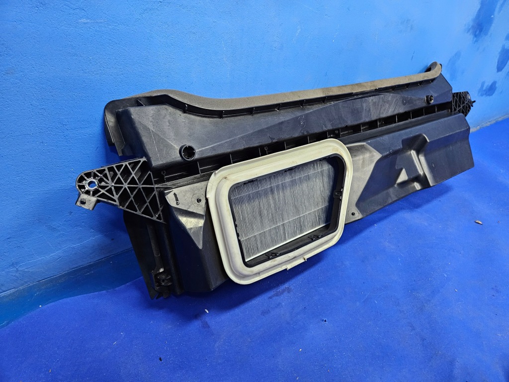 Tesla model y кермо  повітря впуск корпус 1601581-28-c Недорого