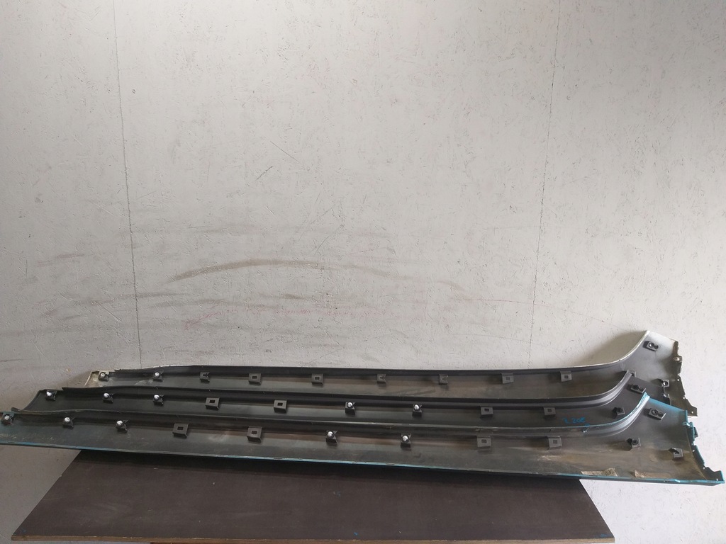 фото №4, Поріг молдинг поріг права renault zoe