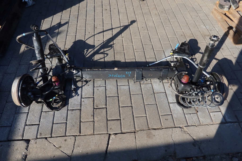 фото №1, Балка oś задняя peugeot 208 ii бензин