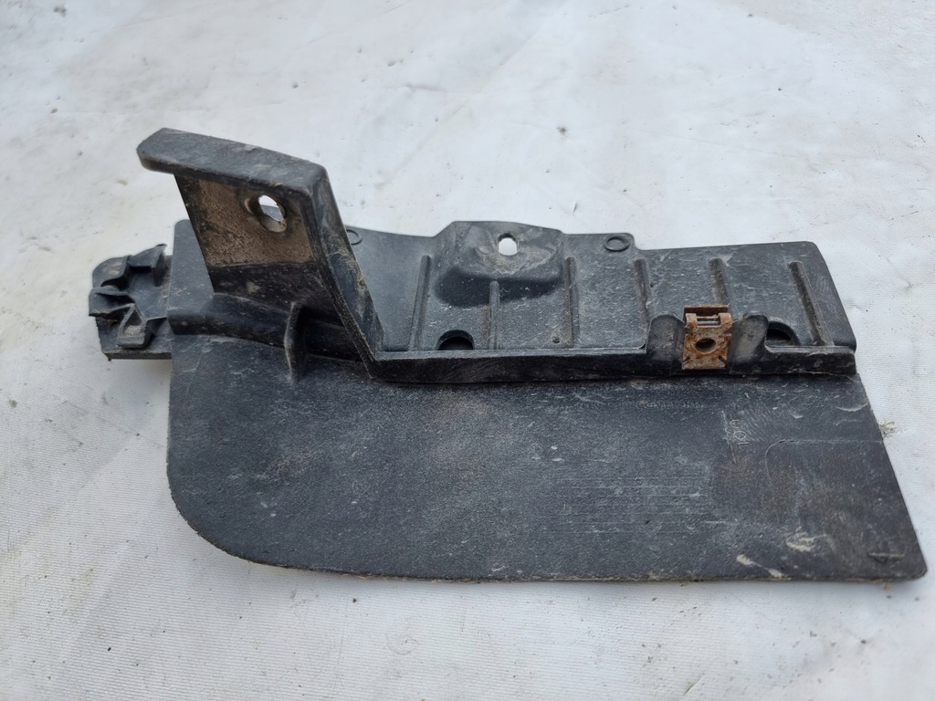 фото №1, Vw atlas 3.6 awd r-line брызговик правый 2018-