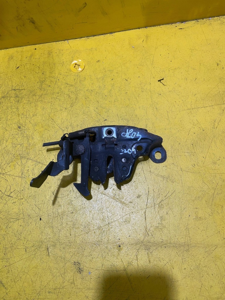 фото №4, Nissan note e11 2006 замок капот