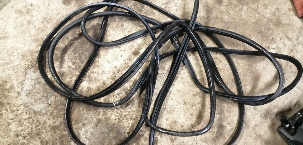 фото №1, Hyundai i30 iii прокладка дверь lt