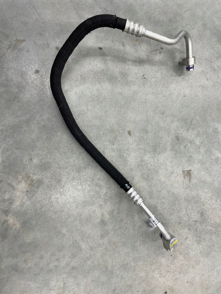 фото №1, Шланг кондиционера audi a6 c8 4k0816721ed оригинал idealny