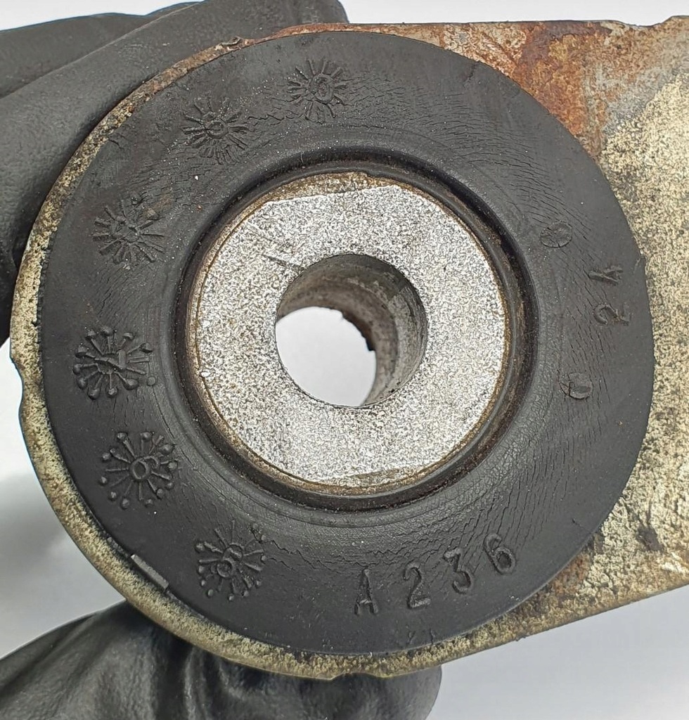 фото №6, Кронштейн кронштейн коробки citroen jumper iii 3.0 hdi