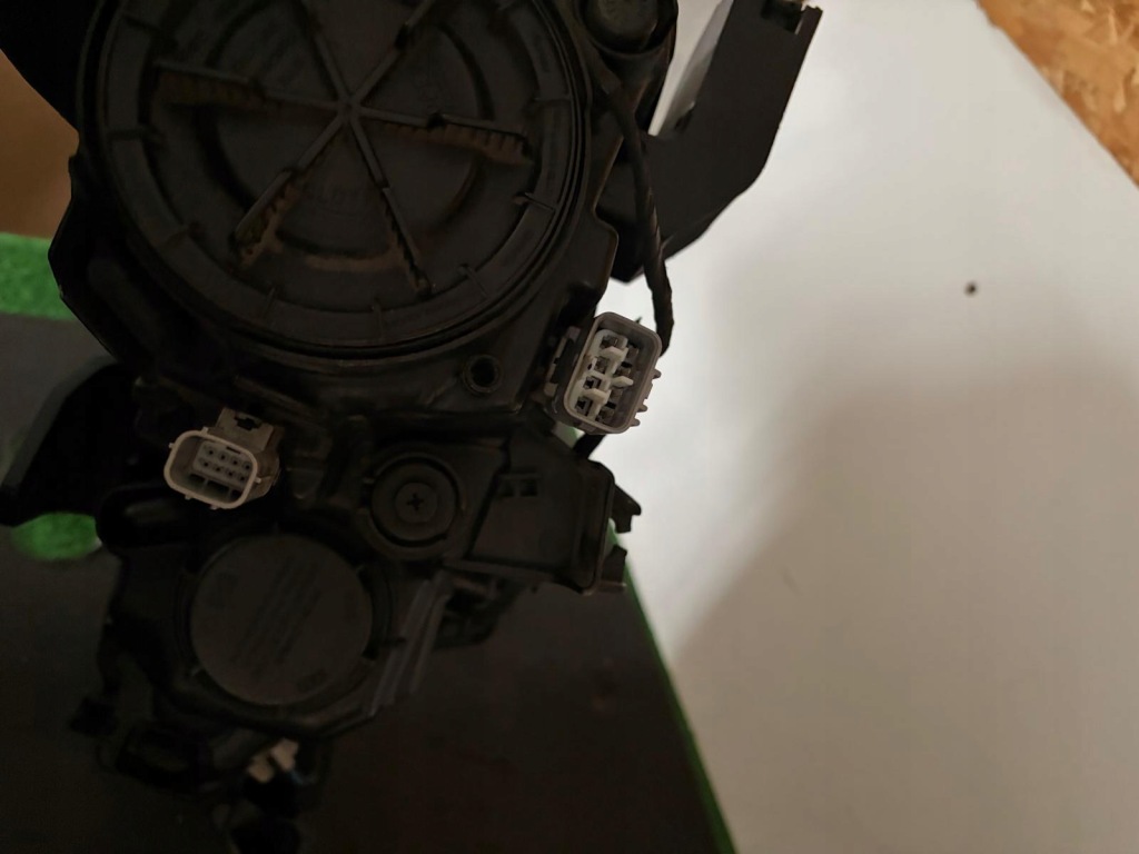 Ліхтарі  передні фари mitsubishi outlander звичайна лінза + led америка Київ