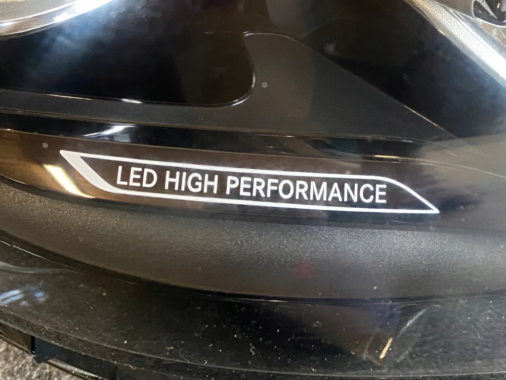 фото №8, Mercedes w206 лампа правая c klasa