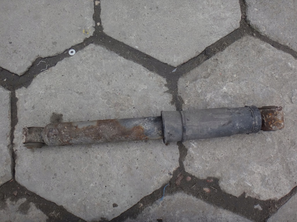 фото №1, Амортизатор правый задняя opel vivaro 2005