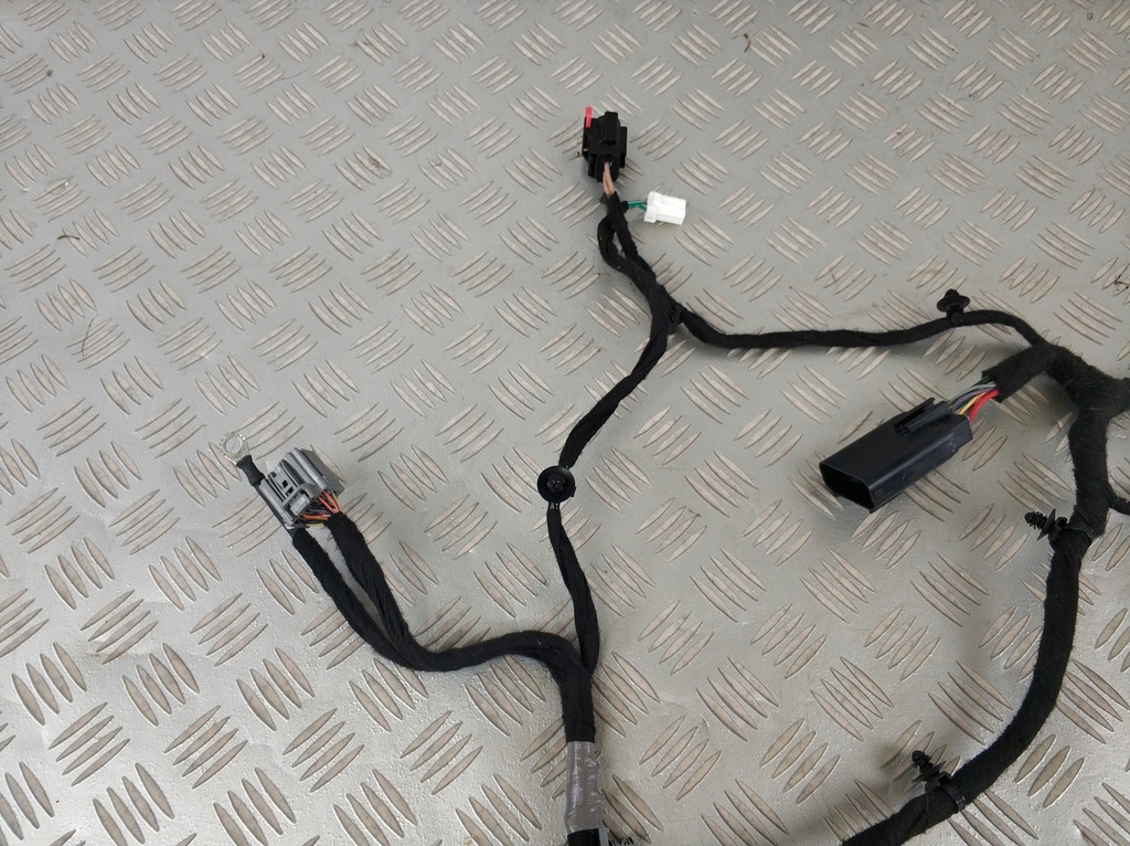 фото №7, Жгут дверь левый задняя chrysler town country 2011-