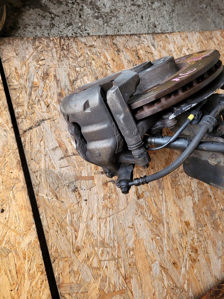 фото №4, Амортизаторна стійка поворотний кулак права peugeot 308 t9 ii 1.6