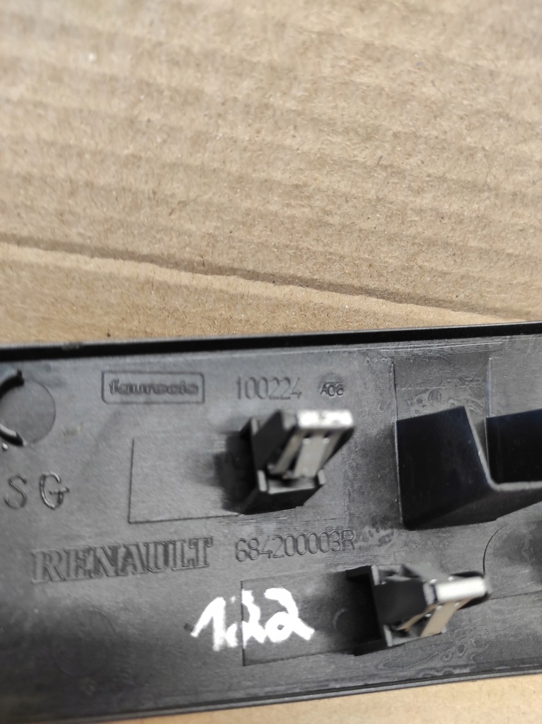 фото №9, Накладки панелі приладової панелі консолі renault laguna iii 684200003r 684210004r
