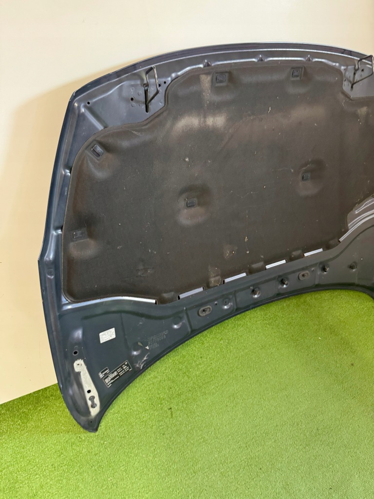 Volvo s60 2 2 v60 дорестайлинг  liftem 2010-13 капот крышка двигателя оригинал с Разборки