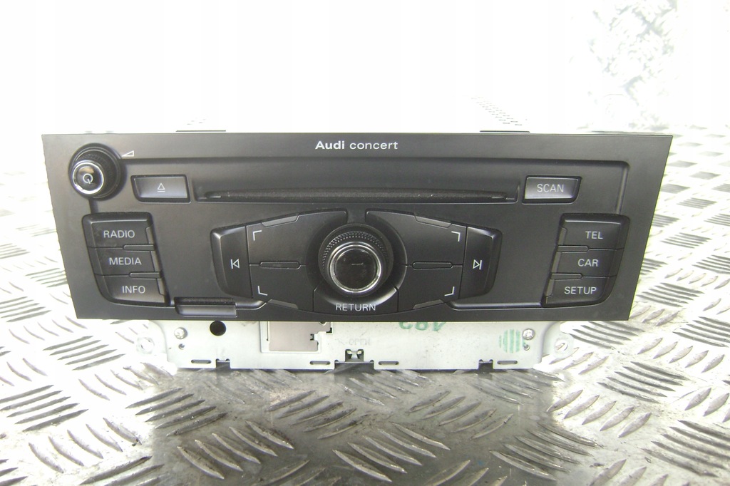 фото №1, Audi a5 8t a4 b8 - радио contert 8t2035186c