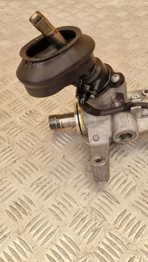 фото №8, Mercedes оригинальный номер a2474602002 w247 gla рулевая рейка трансмиссия рулевая