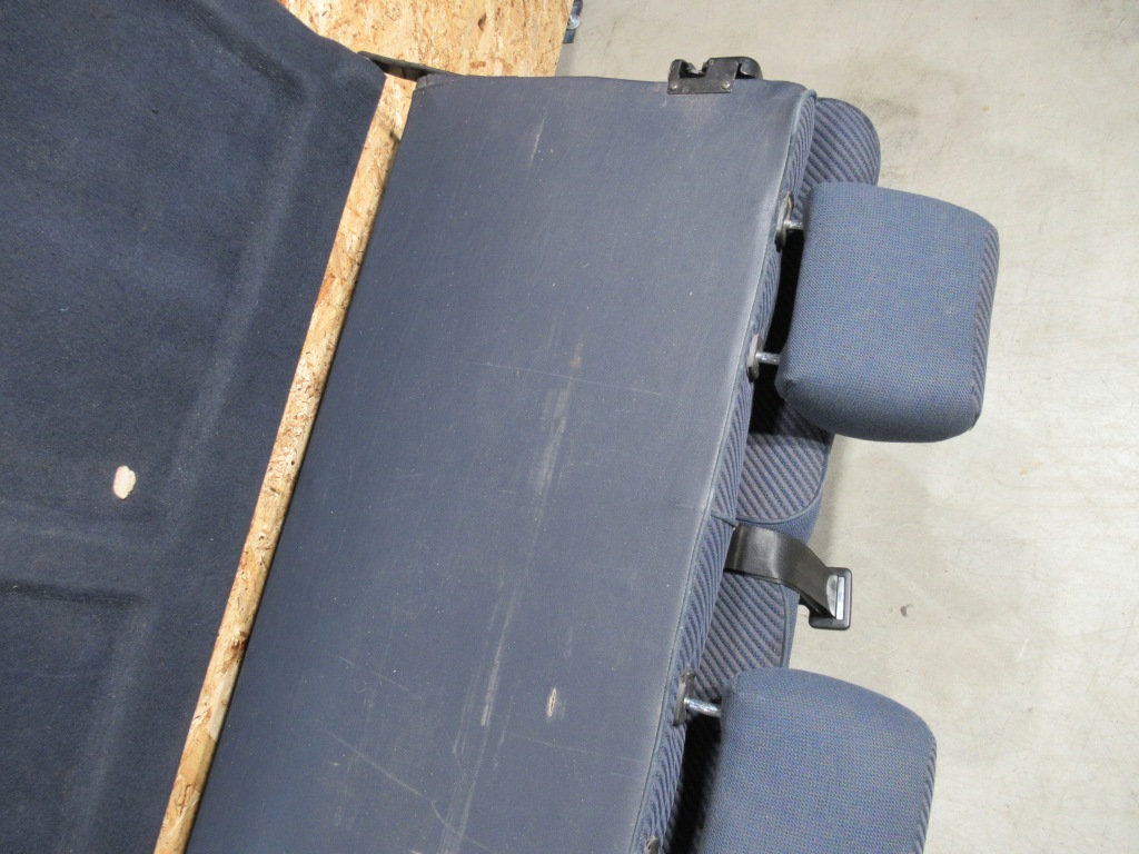 фото №8, Vw t4 сиденье заднее сиденье трёхместное сиденье 3 ряд с подлокотники i полка