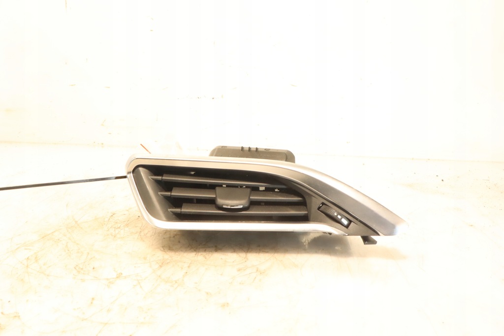 фото №1, Решётка обдув левая peugeot 208 i