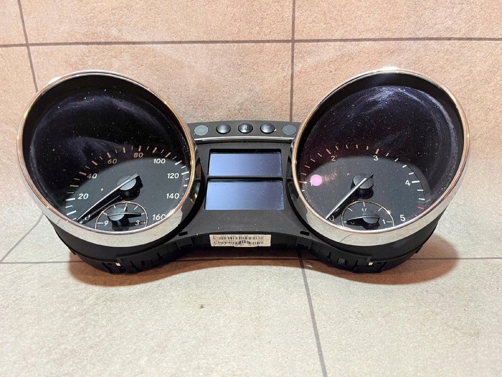 фото №8, Mercedes w251 3.0cdi 350cdi счетчик uk bdb состояние