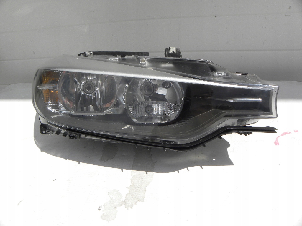 фото №1, Bmw 3,f30,f31 лампа передня права сторона