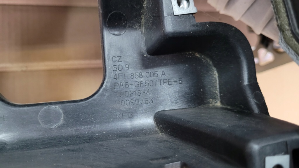 фото №8, Audi a6 c6 приборная панель приборная консоль 4f1858041