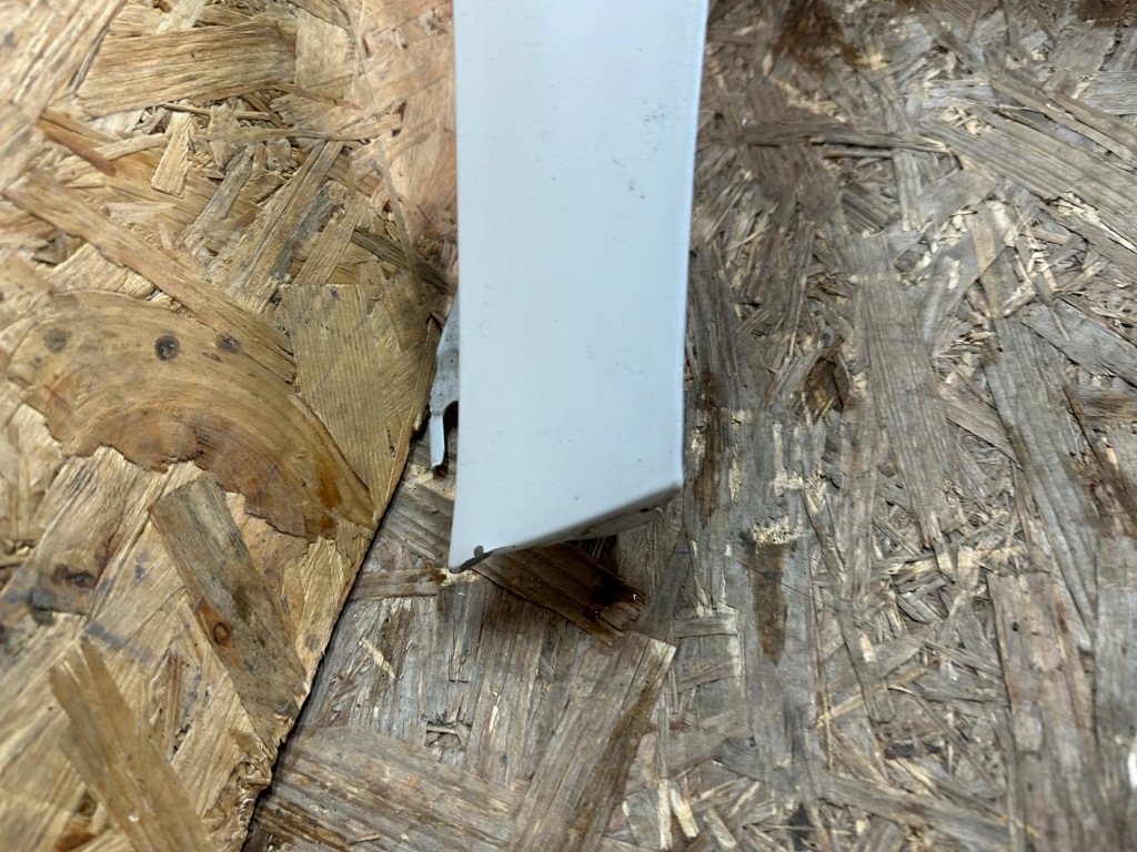 Крыло  передний левое  tesla model 3 3 перед Недорого