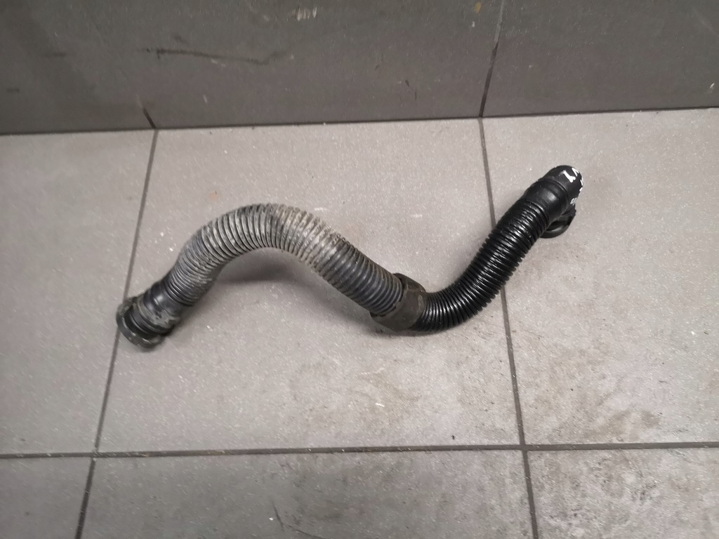 фото №1, Шланг воздуха audi a8 d3 4.2 fsi 079133889d