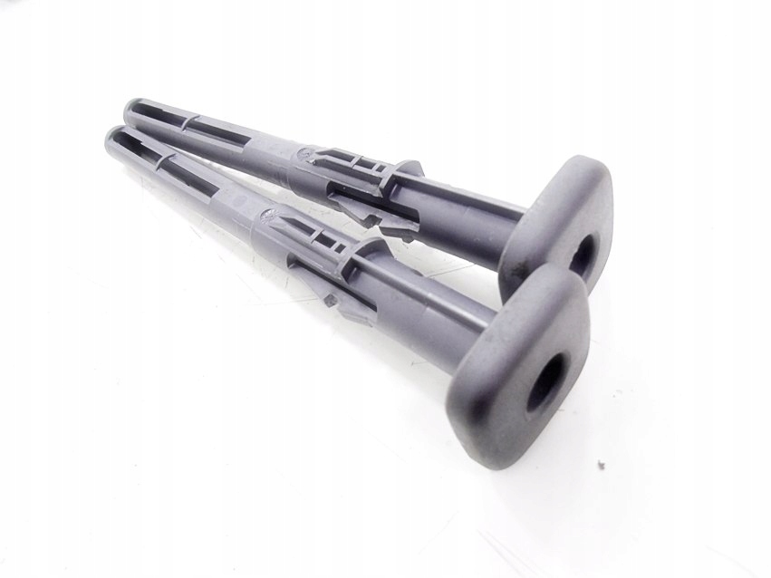 фото №1, Защёлка подголовник сиденье задняя mercedes w168 a klasa