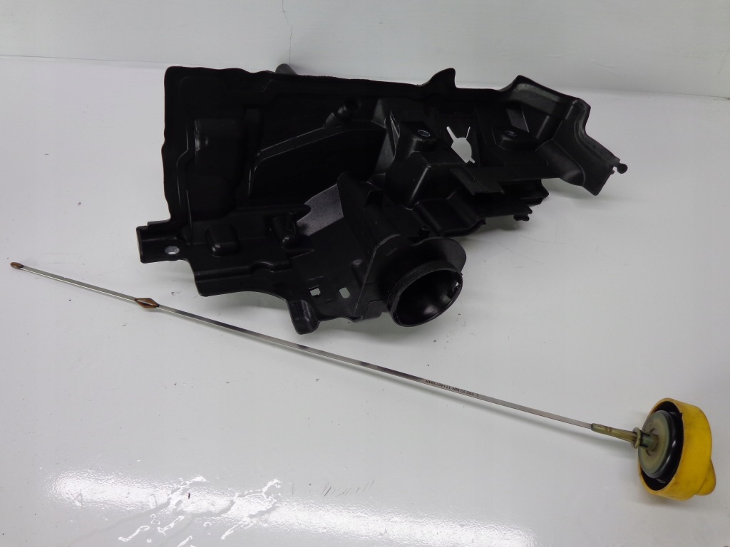 фото №3, Dacia lodgy ii 1.5 dci защита заливная горловина масла щуп 175b13541r