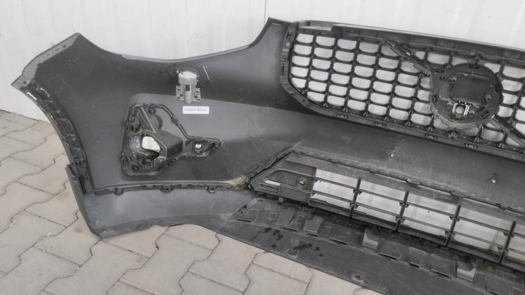 Бампер перед передний volvo xc40 r-design lift 22- в Украине