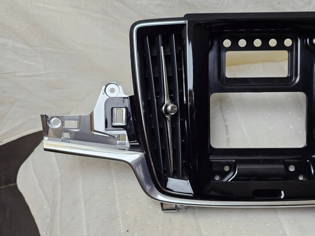 фото №9, Захист молдинг dekor консолі панелі решітка обдув volvo v90 s90 ii