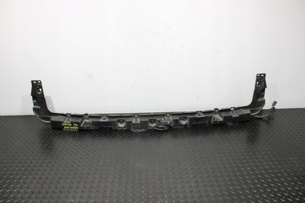 фото №1, Напрямна кронштейн бампера задня alfa romeo stelvio q4 50535870