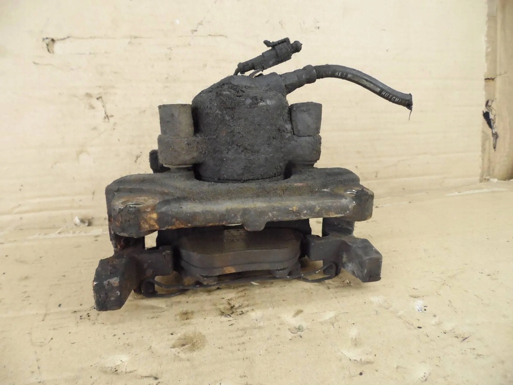 фото №2, Alfa romeo 166 суппорт тормозной правый перед