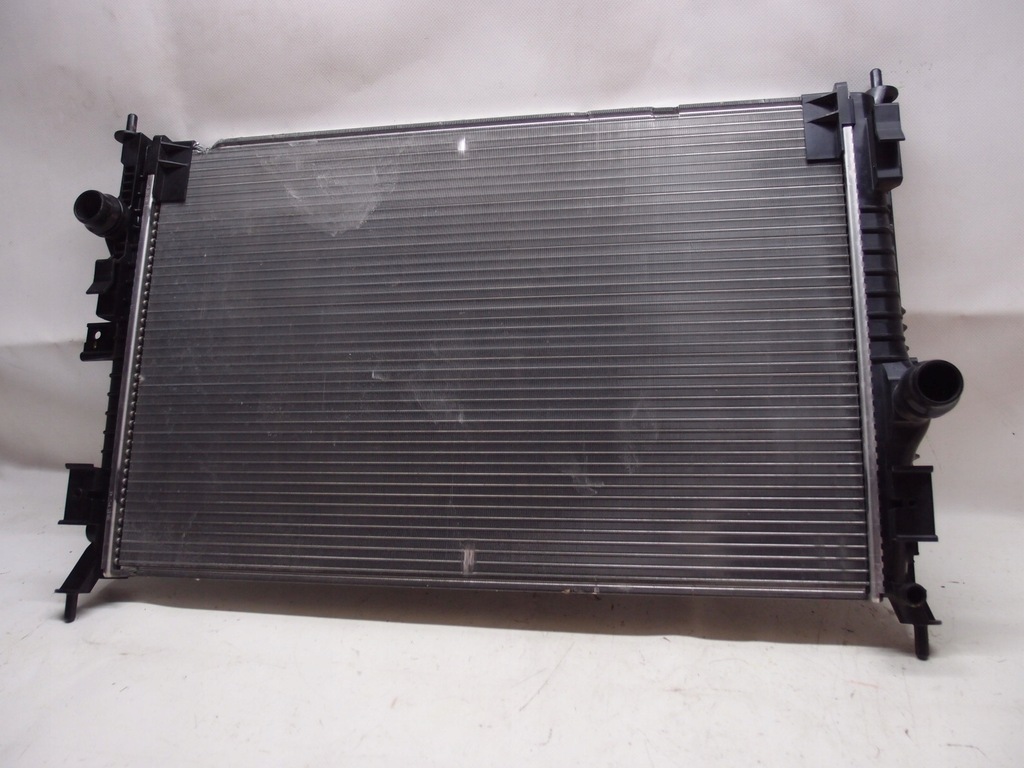 фото №13, Радиатор wody 9809141780 citroen ds7