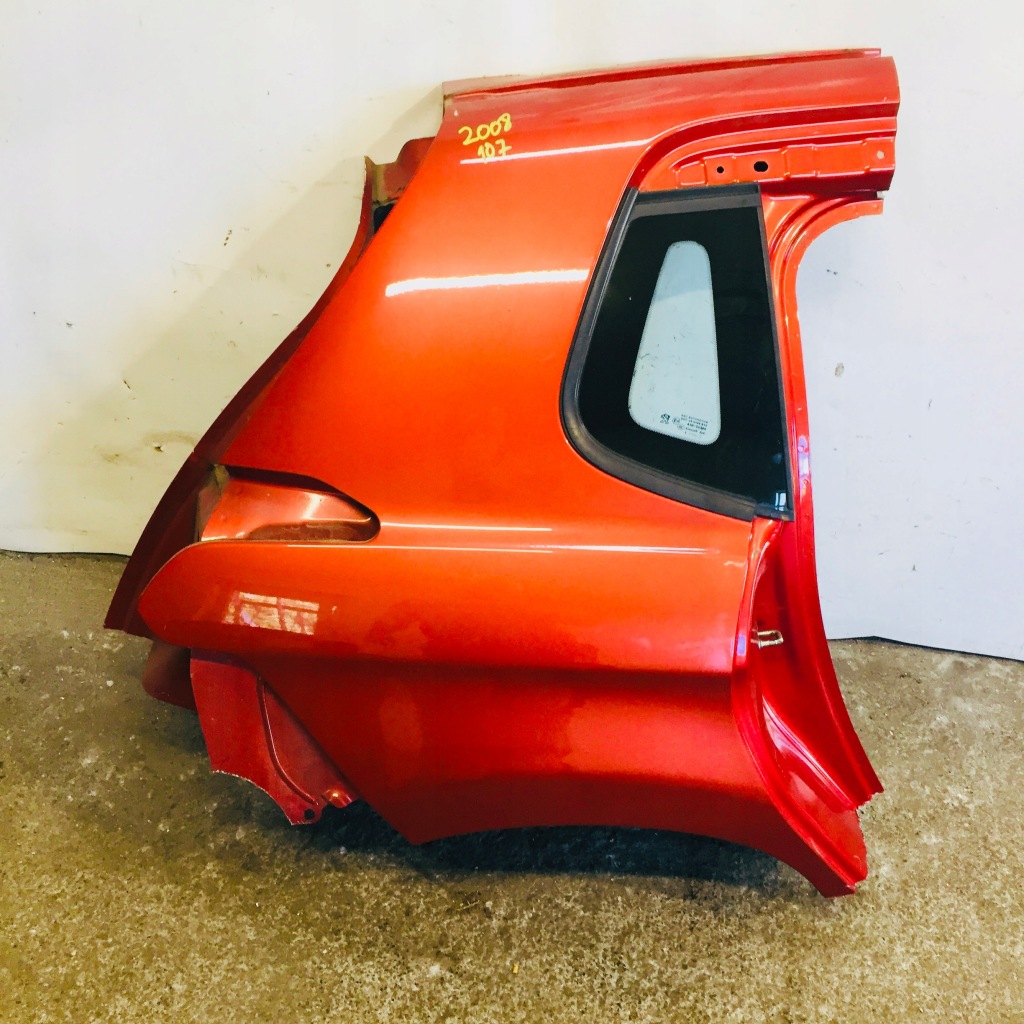 фото №1, Правый задний крыло peugeot 2008 #107