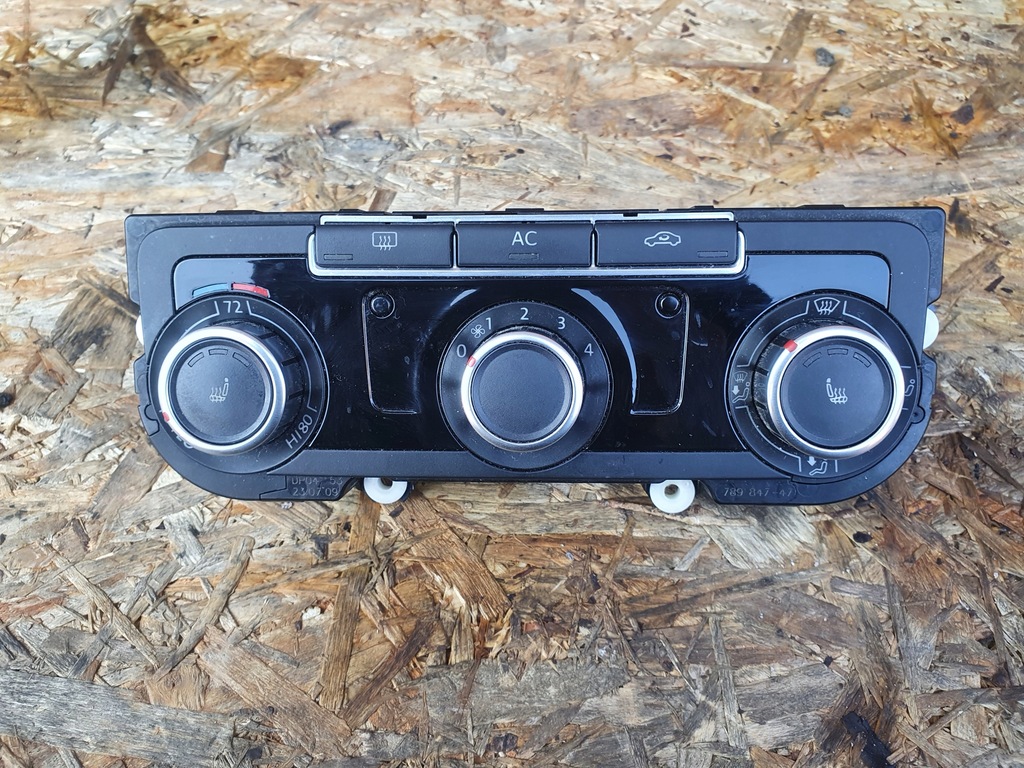 фото №1, Панель кондиционера обдув 3c8907336n