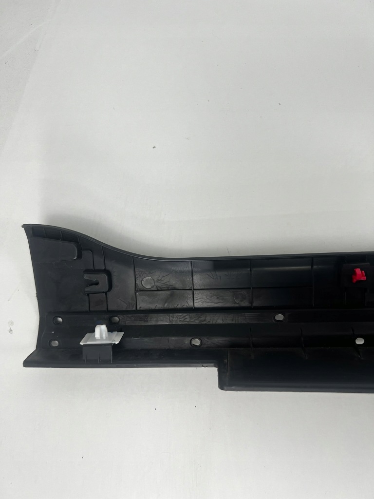 фото №8, Kia sorento iv 4 2020 - молдинг накладка поріг права 87752-p2000