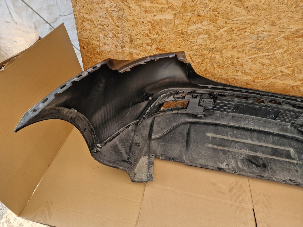 фото №7, Porsche taycan бампер задний